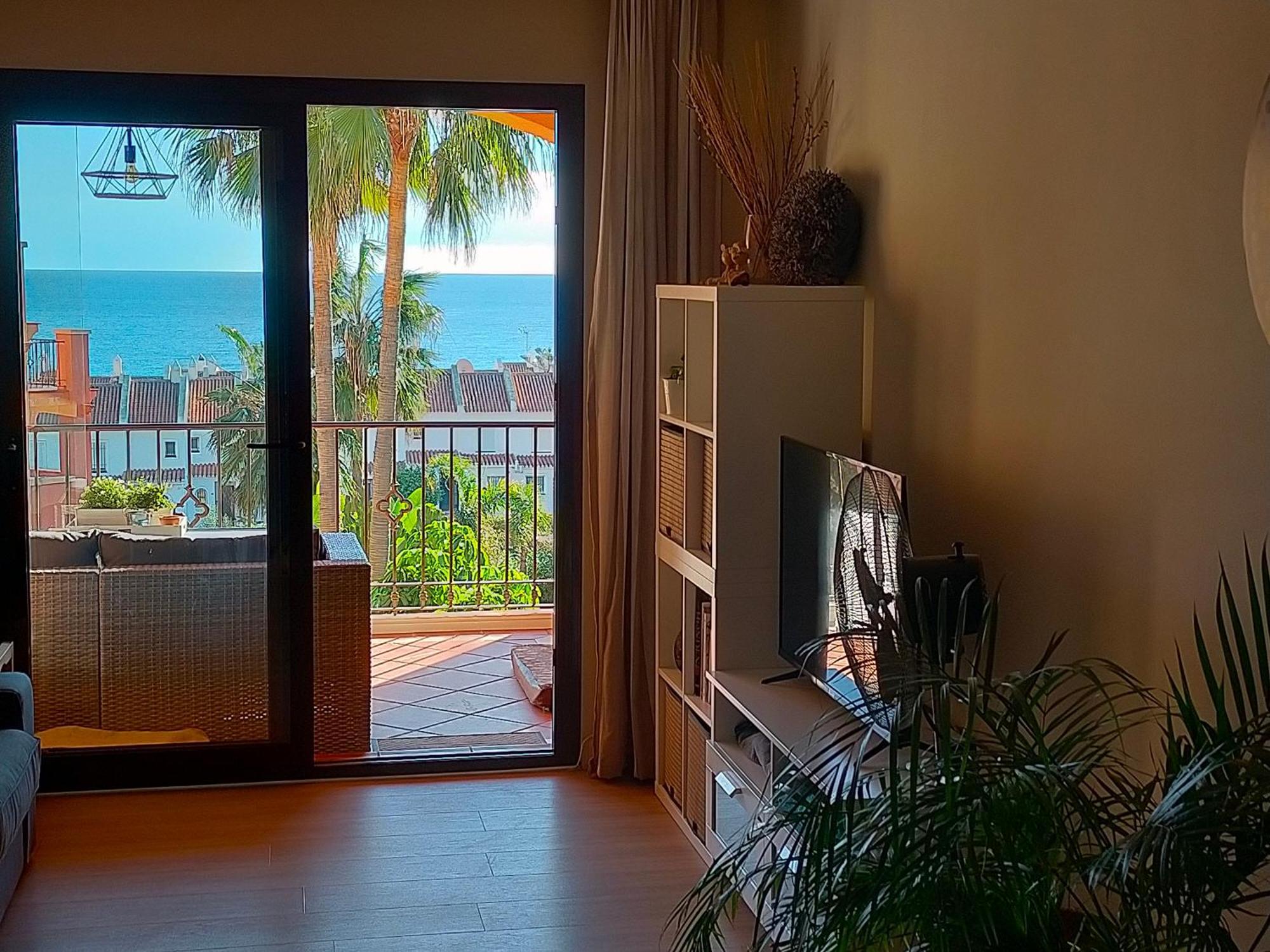Appartement Met Zeezicht En Vlakbij Het Strand 마닐바 외부 사진